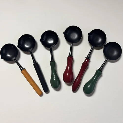 Cuchara de estilo vintage para derretir lacre